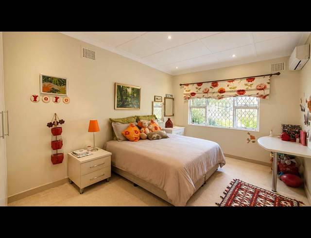 4 BEDROOM FREESTANDING FOR SALE IN SHERWOOD